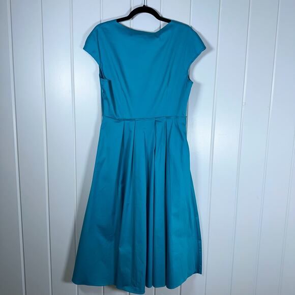 Max Mara Weekend Dress 12 Blue Vertice Side Zip Pockets Fit & Flare NWT! Classic - Picture 2 of 12